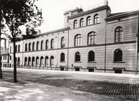 Hrsaalgebude des Landwirtschaftlichen Instituts um 1900